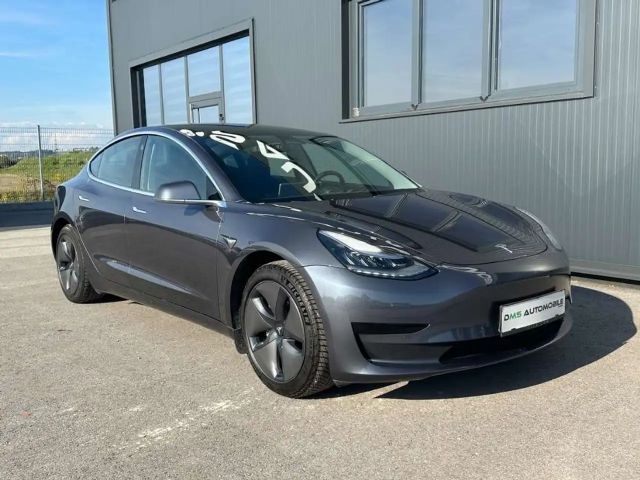 Tesla Model 3 RWD Standard Range