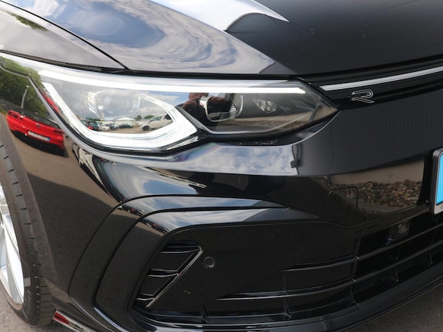 Volkswagen Golf R-Line Variant