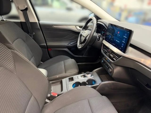 Ford Focus Titanium Wagon