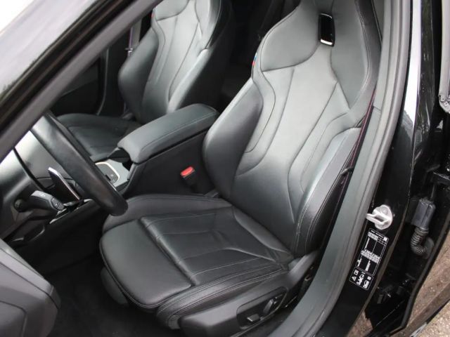 BMW 135 135i Sedan xDrive