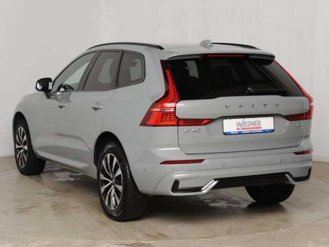 Volvo XC60 Business Dark Plus