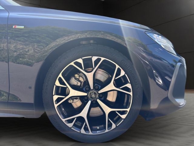 Audi A6 Avant Quattro S-Tronic