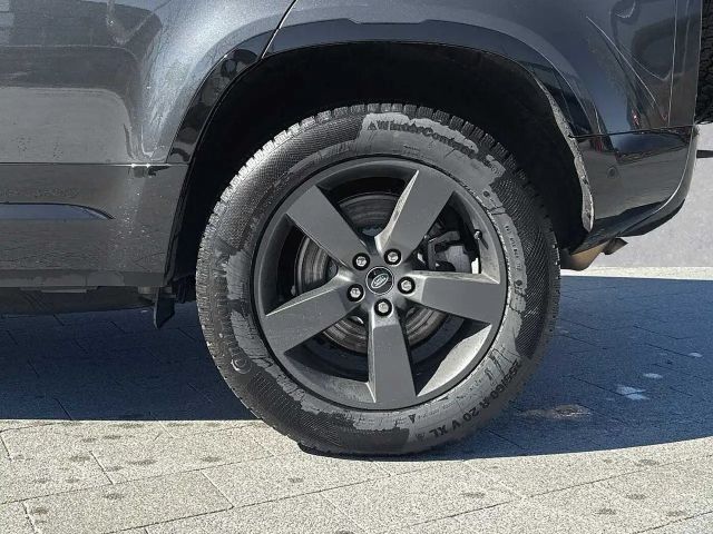 Land Rover Defender 110 D300 Dynamic HSE