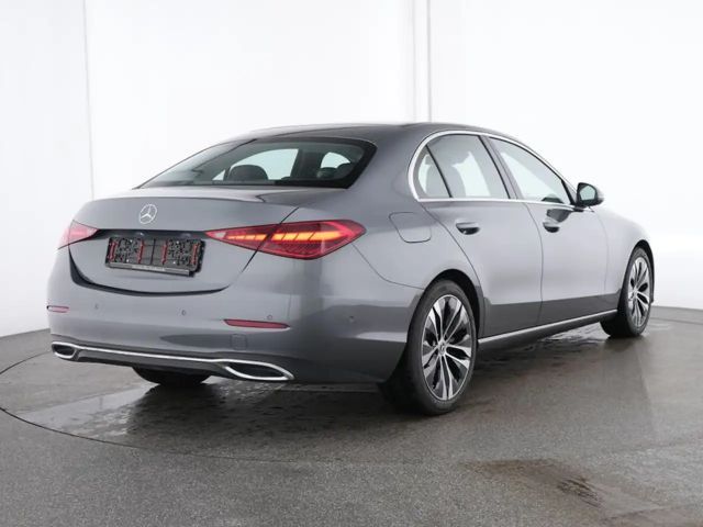 Mercedes-Benz C 200 AVANTGARDE Sedan