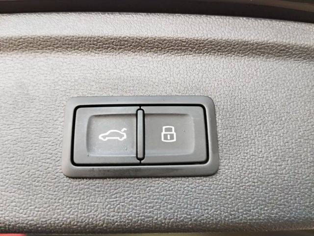 Audi A3 30 TFSI Sedan