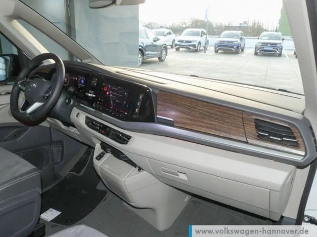 Volkswagen Multivan 2.0 TSI DSG Style T7