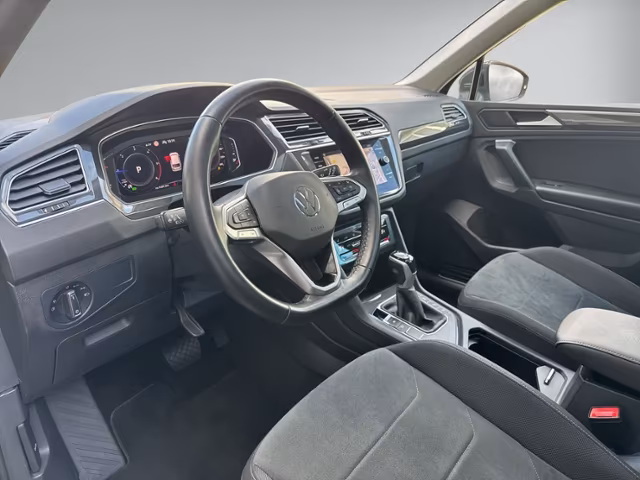 Volkswagen Tiguan 2.0 TDI Elegance Elegance IQ.Drive