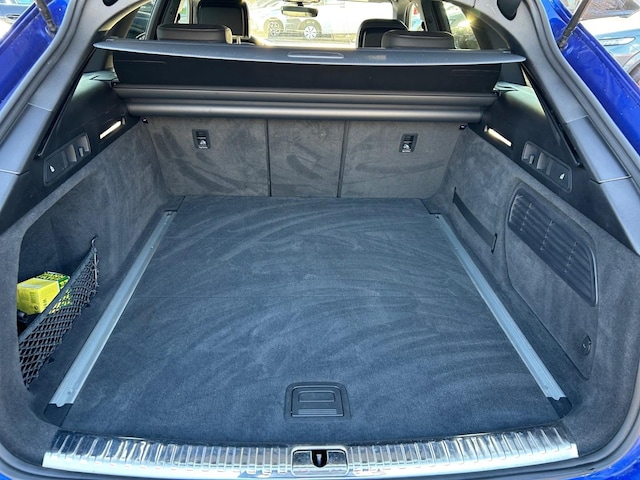 Audi A6 55 TFSI Avant Quattro S-Tronic Sport