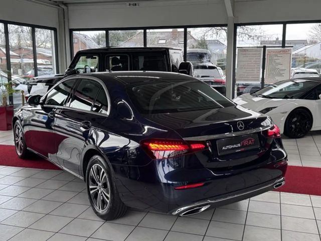 Mercedes-Benz E 220 AVANTGARDE E 220 d Sedan