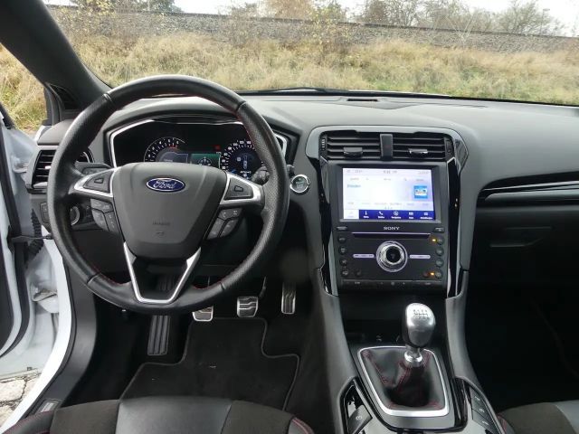 Ford Mondeo ST Line Wagon