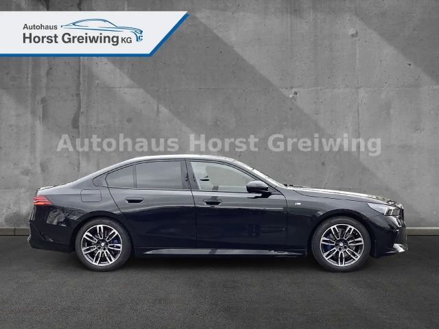BMW 520 520d M-Sport Sedan xDrive