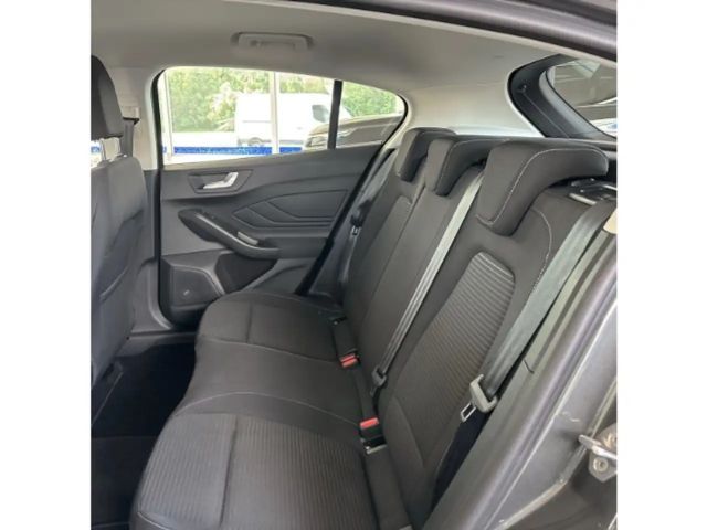 Ford Focus EcoBoost Style Titanium