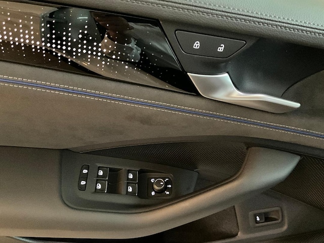 Volkswagen Passat PASSAT    2.0R-L  DT142 TDID7A