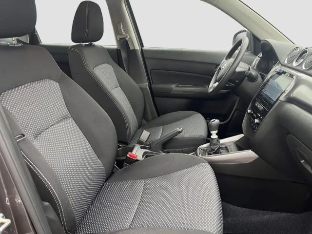 Suzuki Vitara Club Hybrid