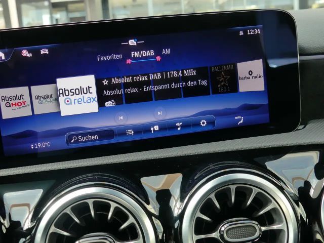 Mercedes-Benz A 200 AMG Line