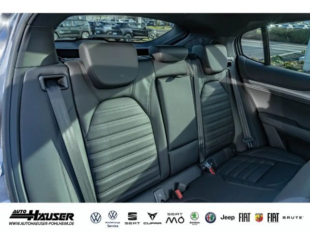 Alfa Romeo Stelvio AT8 Q4 Turbo Veloce