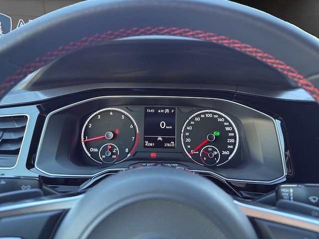 Volkswagen Polo 2.0 TSI DSG GTI