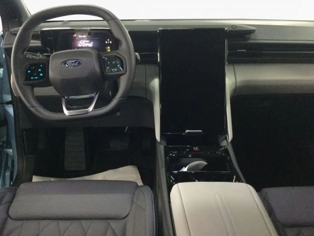 Ford Explorer Extended range RWD