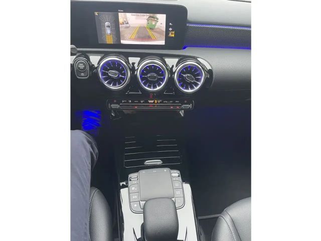 Mercedes-Benz A 180 Hatchback