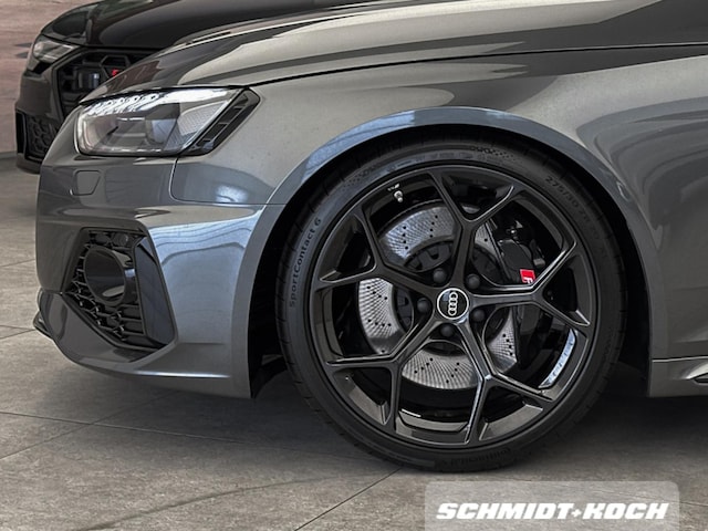 Audi RS4 Avant Quattro