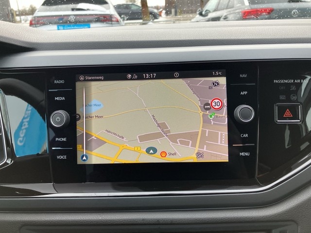 Volkswagen Polo 1.0 TSI DSG R-Line