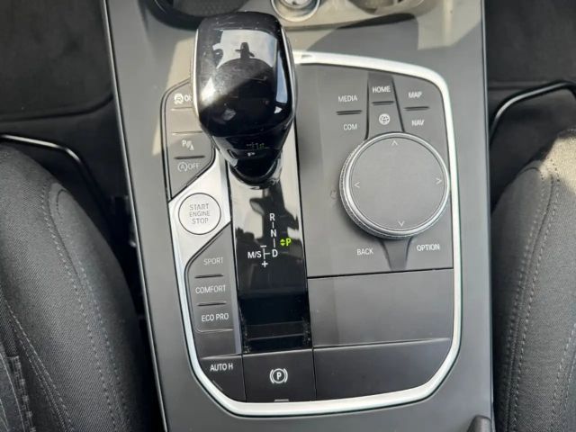 BMW 116 116i 5-deurs Sedan