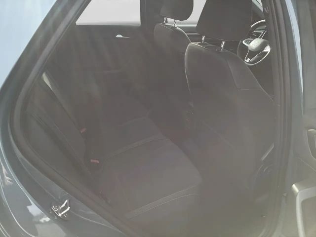 Volkswagen T-Roc 1.5 TSI DSG R-Line