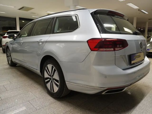 Volkswagen Passat DSG GTE Variant