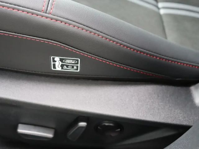 Ford Focus ST Line Wagon