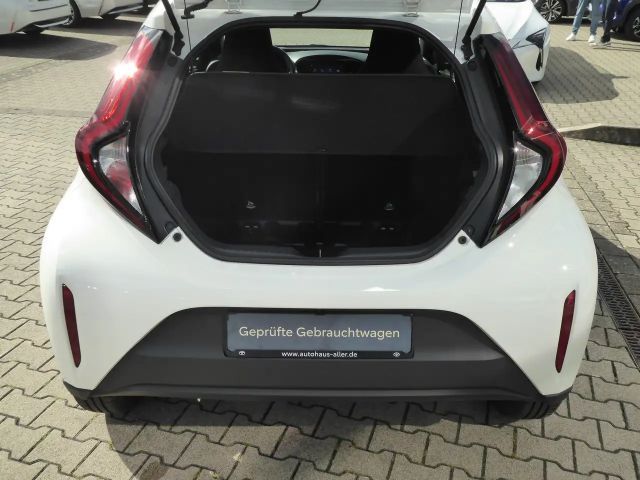 Toyota Aygo X Business Hatchback