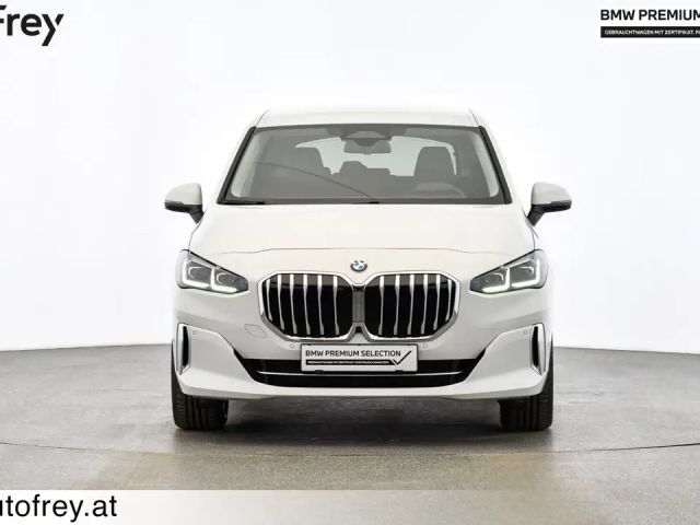 BMW 218 218d Active Tourer Sedan