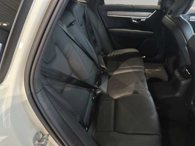 Volvo V90 V90