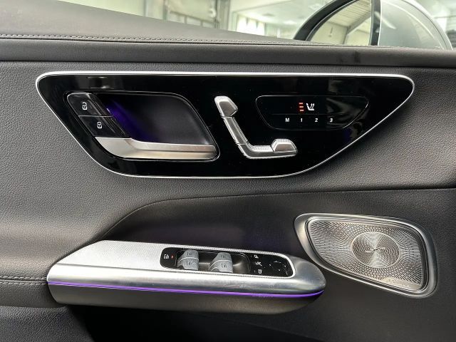 Mercedes-Benz GLC 300 4MATIC AMG Line Premium