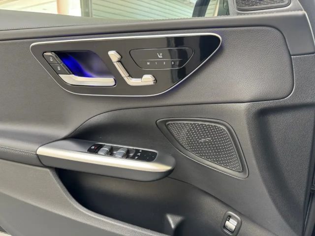 Mercedes-Benz C 300 4MATIC AMG Line