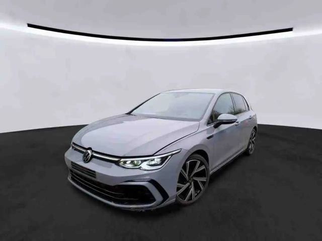 Volkswagen Golf 1.5 eTSI DSG R-Line