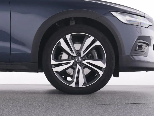 Volvo V60 Cross Country AWD Ultimate