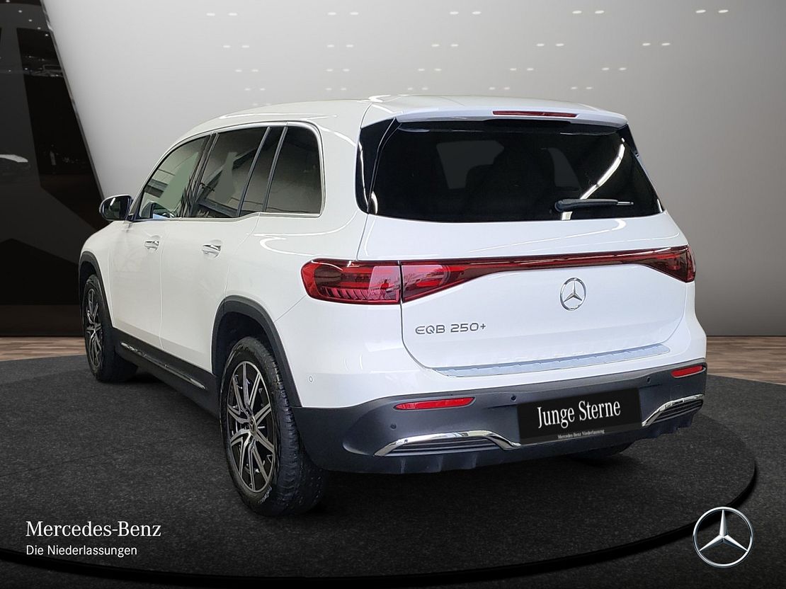 Mercedes-Benz EQB 250