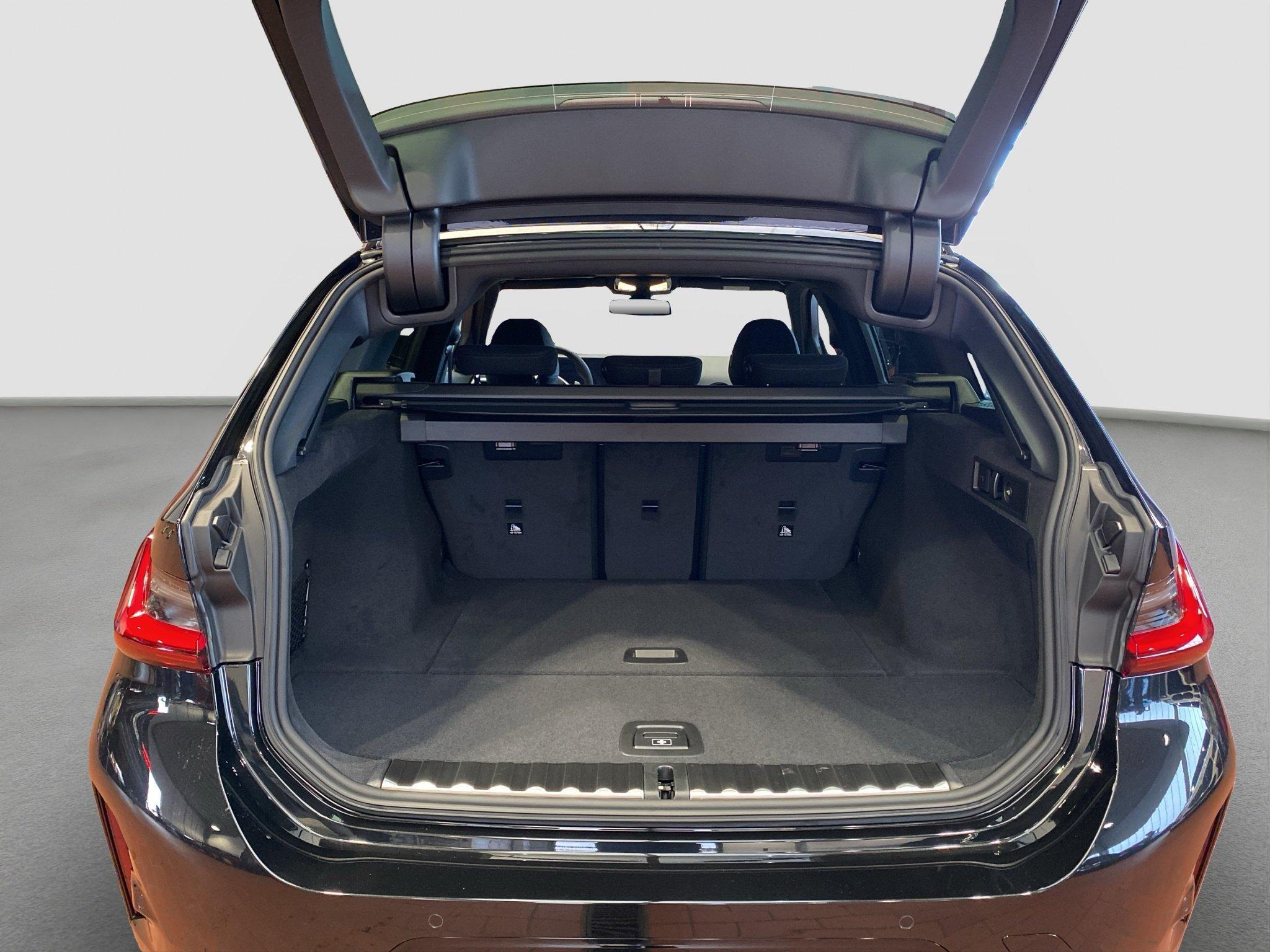 BMW 330 330d Touring xDrive