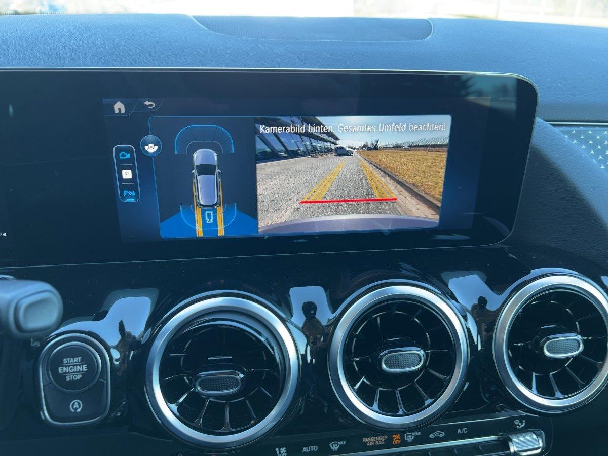 Mercedes-Benz B 180 Progressive Sedan