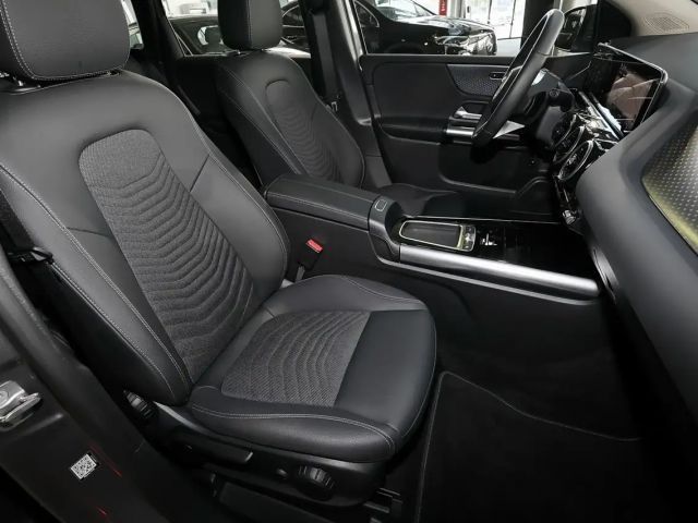 Mercedes-Benz B 200 Progressive