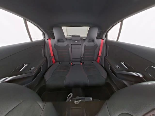 Mercedes-Benz A 35 AMG AMG Line