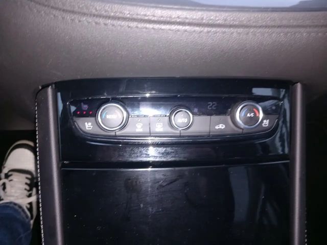 Opel Grandland X 1.6 TurboHybridBusinessElegance Leder