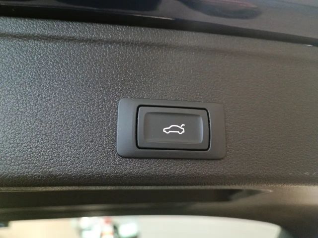 Audi A4 35 TFSI Avant S-Line