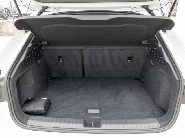 Audi A3 35 TFSI S-Line Sedan Sportback