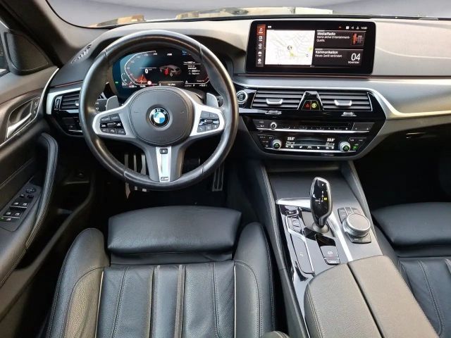 BMW 520 520d M-Sport Touring xDrive