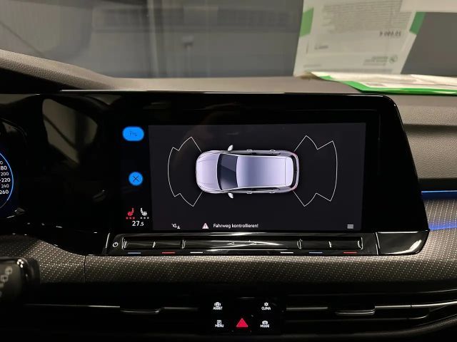 Volkswagen Golf 1.5 TSI R-Line Style