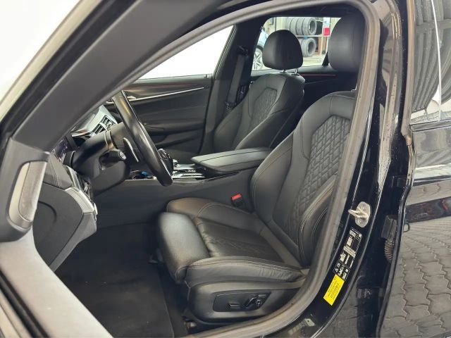 BMW 540 540d M-Sport Touring xDrive