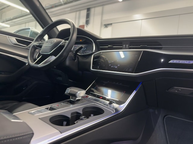 Audi S6 Avant Quattro