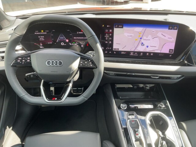 Audi A6 Avant Quattro S-Tronic