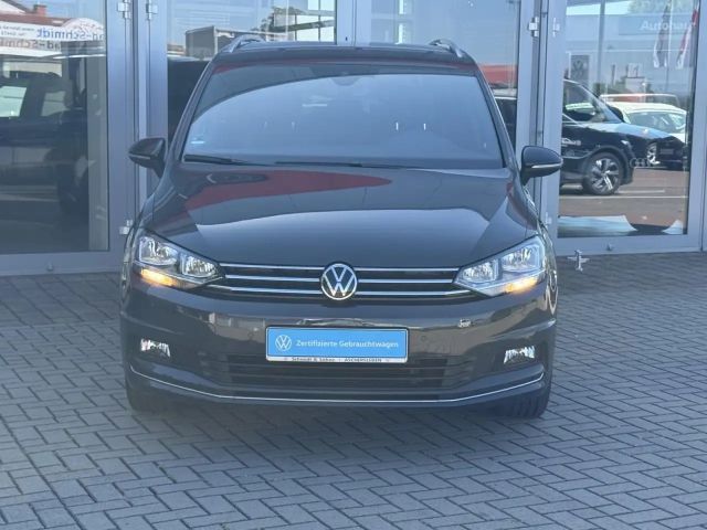 Volkswagen Touran 1.5 TSI DSG
